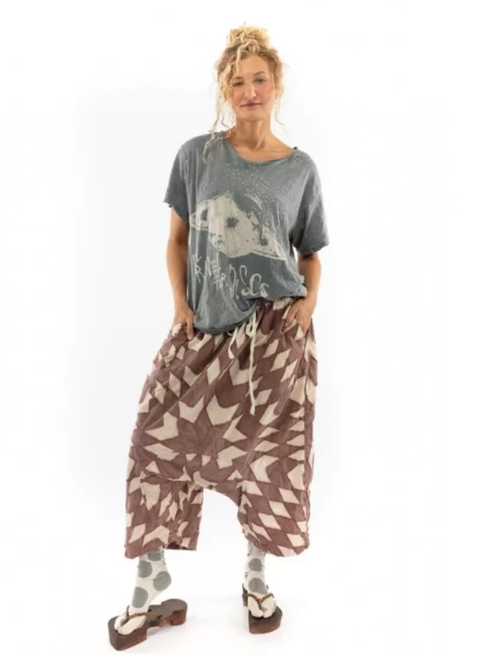 Magnolia Pearl “Will Travel for Disco” T Shirt - Picture 3 of 4